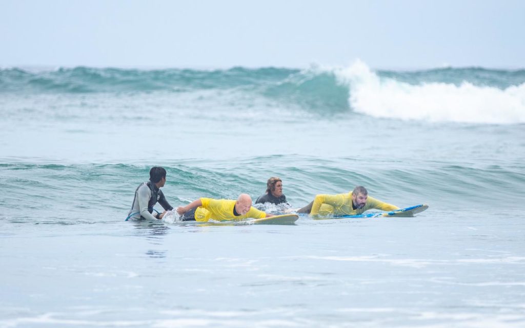 Cerritos Surf School (1)